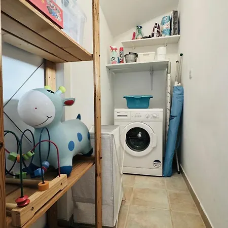 Anastasia ,150 M To Coral Bay Villa *