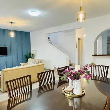 Anastasia ,150 M To Coral Bay * Peyia