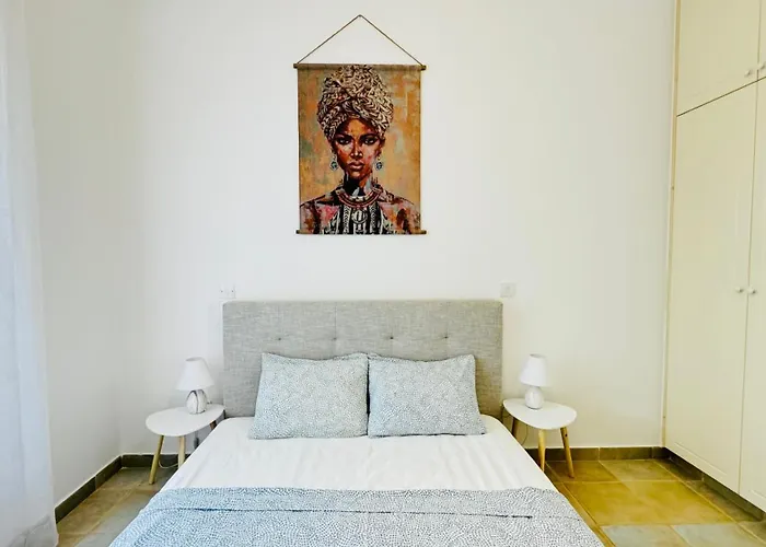 Anastasia ,150 M To Coral Bay بييا