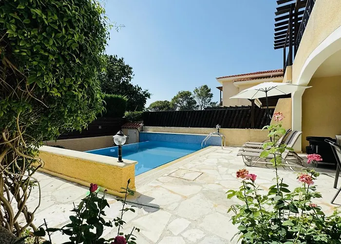 فيلة Anastasia ,150 M To Coral Bay