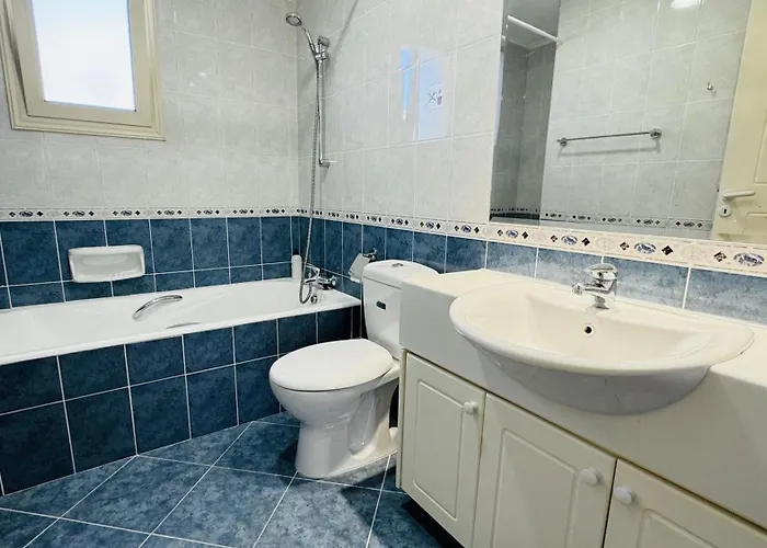 فيلة Anastasia ,150 M To Coral Bay بييا